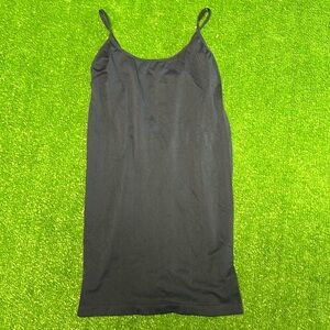 Feathers Maternity essentials top